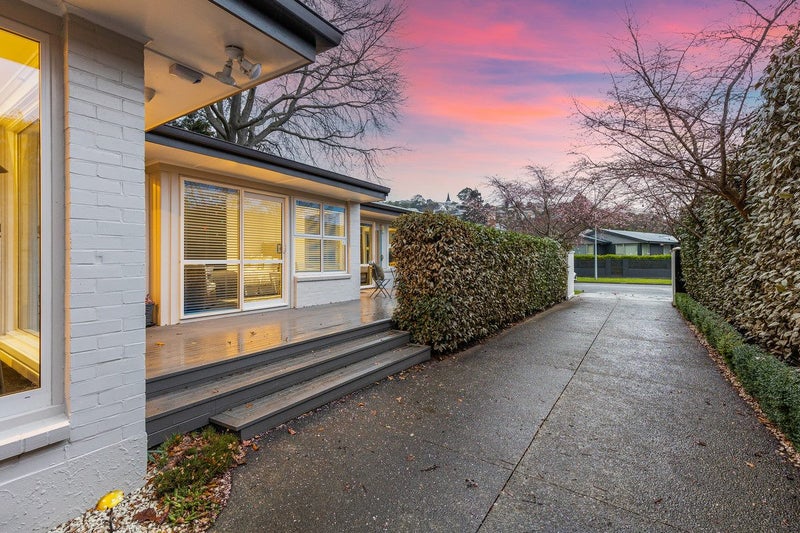 12 Remuera Avenue, Cashmere, Christchurch - Carousel 2