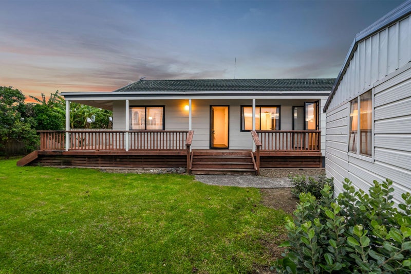 5 Posa Avenue, Henderson, Auckland - Carousel 1