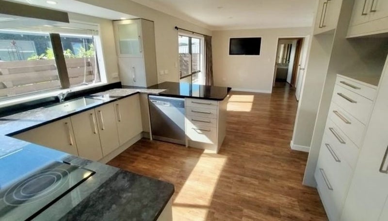 99A Atawhai Road, Fitzherbert, Palmerston North - Carousel 2