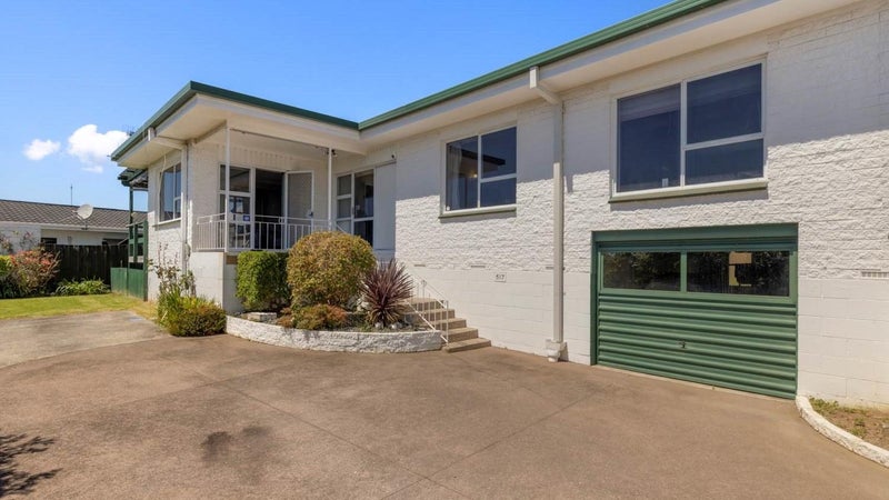 517 Otumoetai Road, Otumoetai, Tauranga - Carousel 1