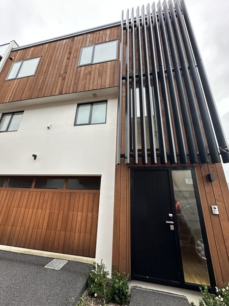 1F Colenso Place, Mission Bay, Auckland - Carousel 2