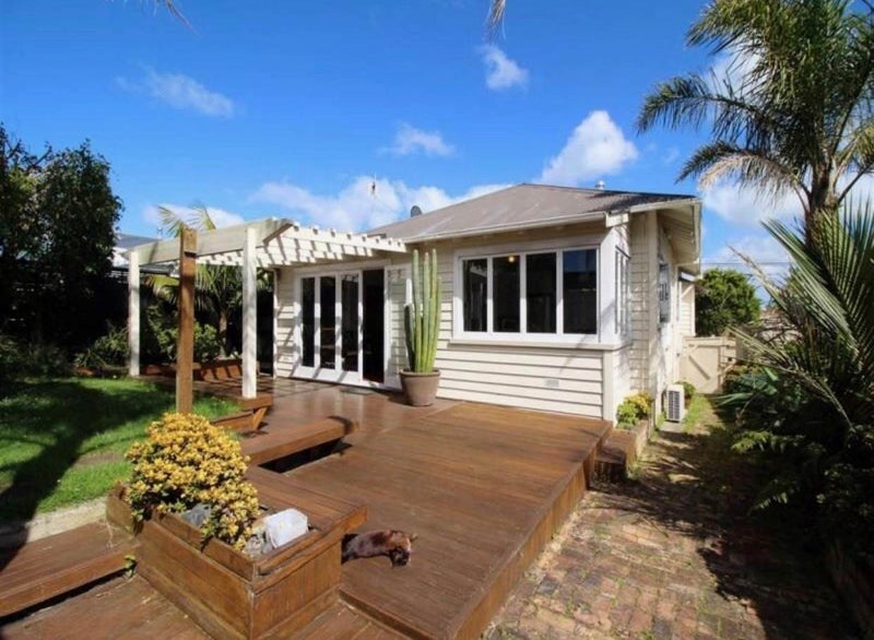 27 Cumberland Avenue, Westmere, Auckland - Carousel 1