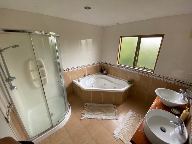 58 Amberwood Drive, Northpark, Auckland - Carousel 16