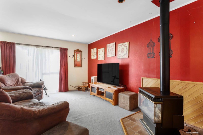 18 Deverell Place, Northcross, Auckland - Carousel 2