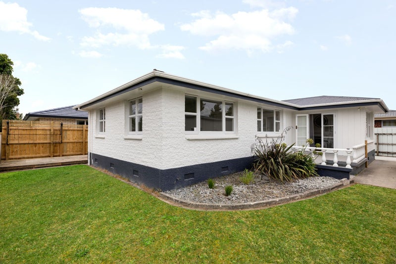 8 Forsyth Street, St Andrews, Hamilton - Carousel 1