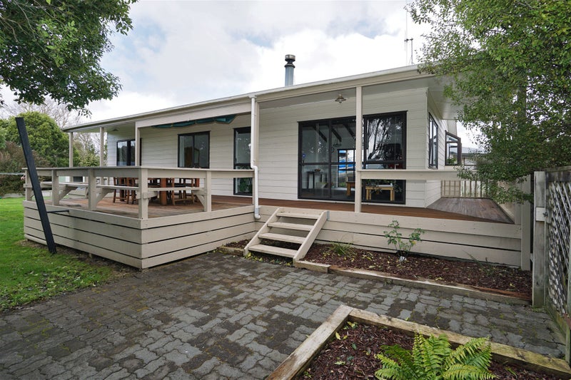 9 Bartholomew Drive, Nawton, Hamilton - Carousel 1