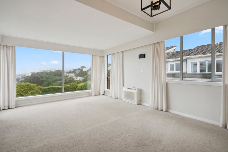 128 Cashmere Avenue, Khandallah, Wellington - Carousel 1