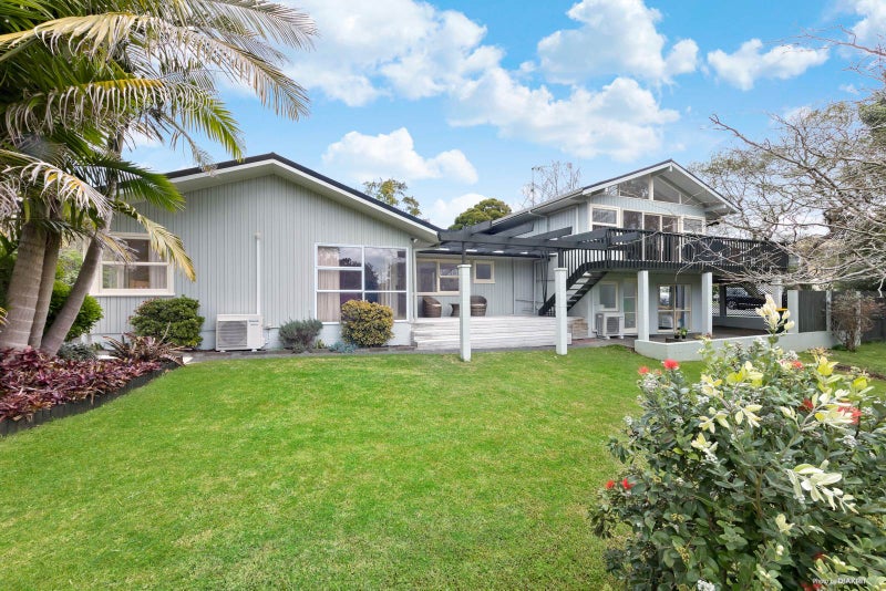 5 Terrylyn Drive, Hillcrest, Auckland - Carousel 2