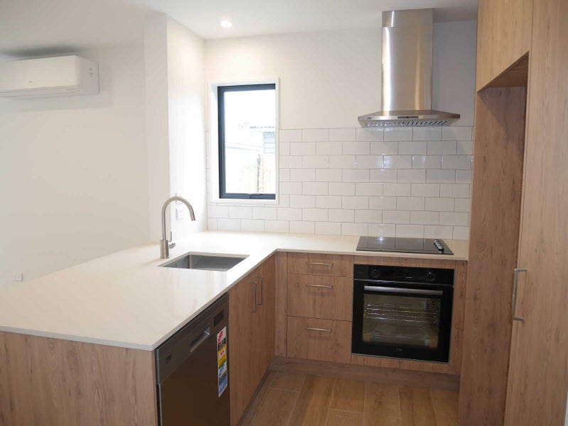 30F Hills Road, Edgeware, Christchurch - Carousel 2