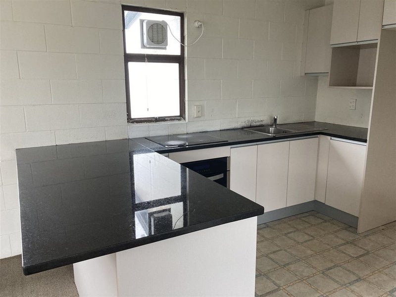 4/17 Coyle Street, Sandringham, Auckland - Carousel 2