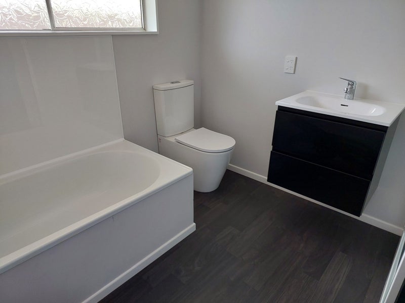 3/92 Shakespeare Road, Waltham, Christchurch - Carousel 13