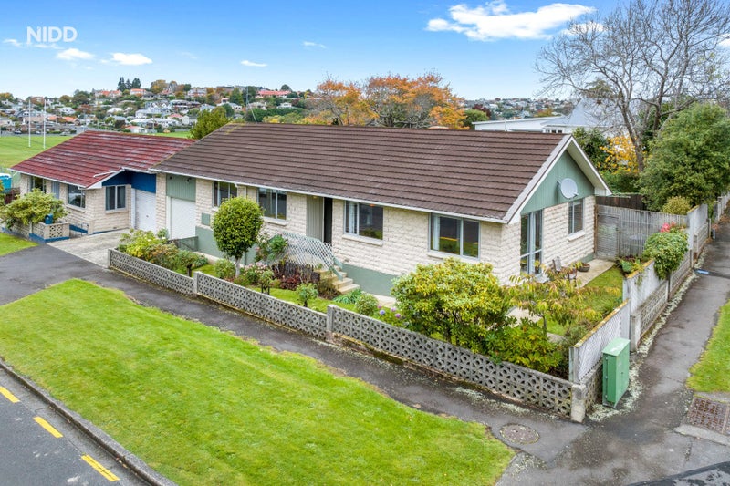 85 Lynn Street, Wakari, Dunedin - Carousel 1