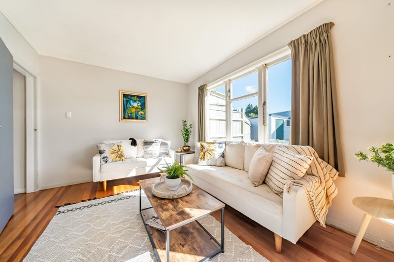 77 Eastern Hutt Road, Taita, Lower Hutt - Carousel 2