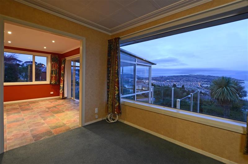 7 Sutcliffe Street, Saint Clair, Dunedin - Carousel 1