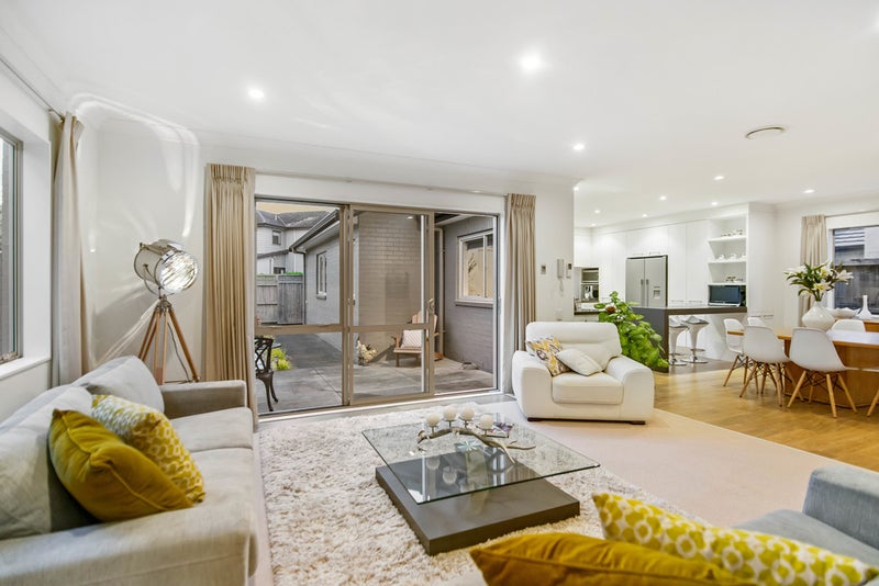 5 Donnelly Street, Stonefields, Auckland - Carousel 1