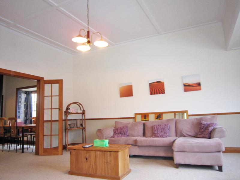 5 Laery Street, Melling, Lower Hutt - Carousel 2