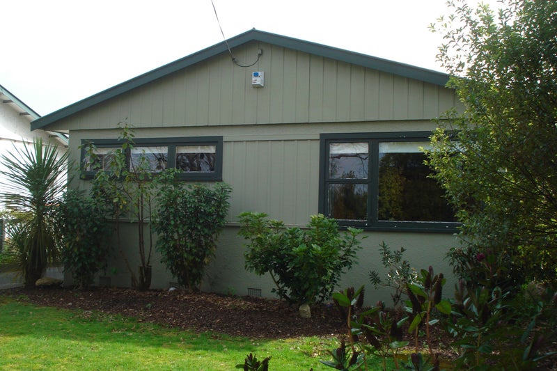 13 Fromont Street, Whanganui East, Whanganui - Carousel 1