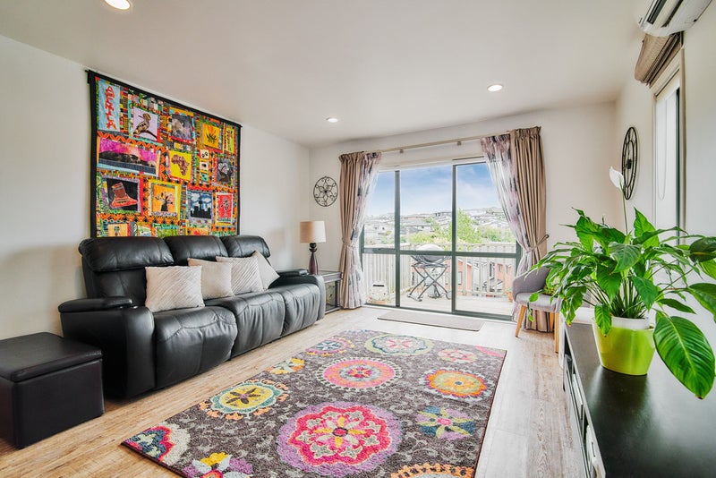 3026/10 John Jennings Drive, Oteha, Auckland - Carousel 2