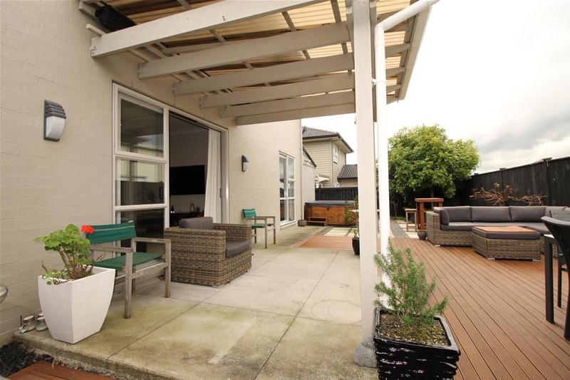 10 Robert Sale Rise, Stonefields, Auckland - Carousel 2