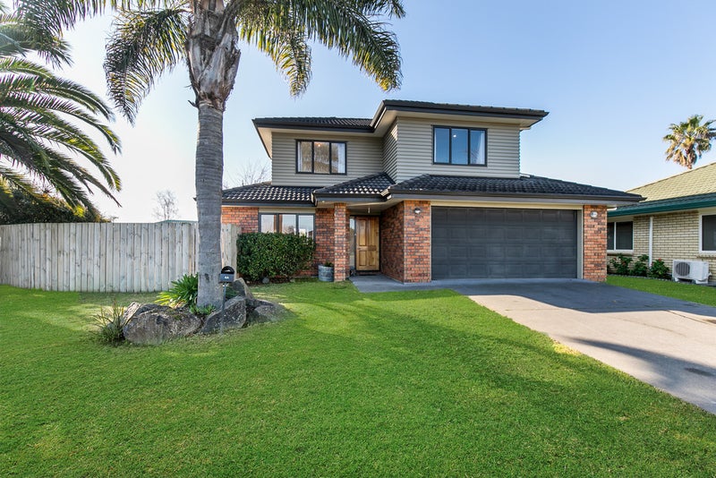 4A Gaylord Place, Conifer Grove, Takanini - Carousel 1