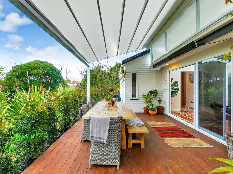 55A Premier Avenue, Point Chevalier, Auckland - Carousel 1