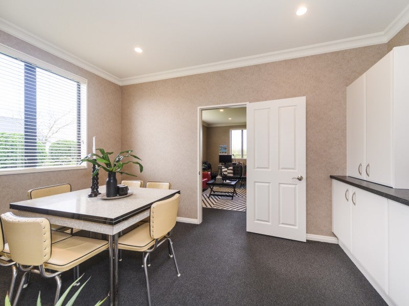 445E Milson Line, Milson, Palmerston North - Carousel 26