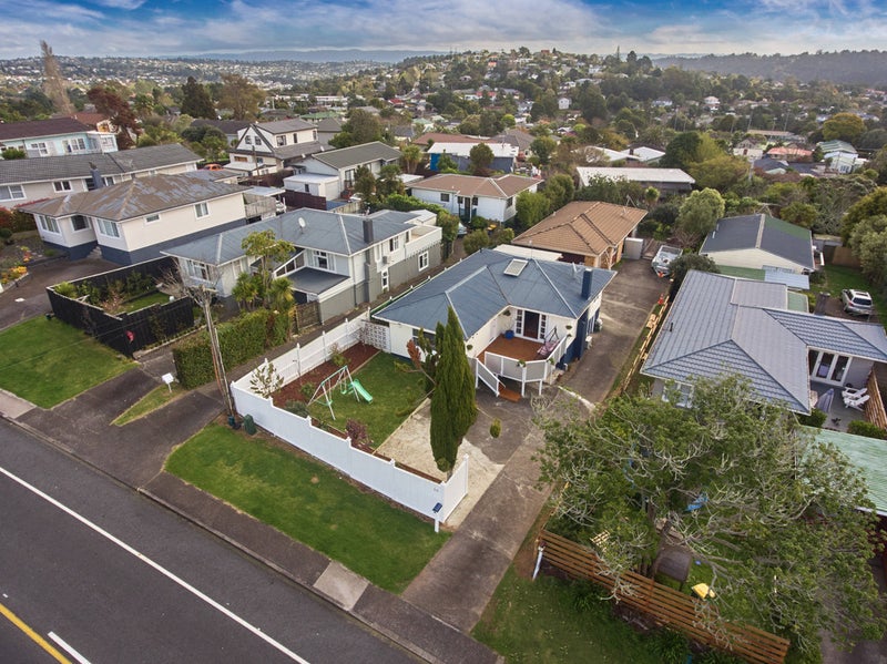 1/20 James Street, Bayview, Auckland - Carousel 26