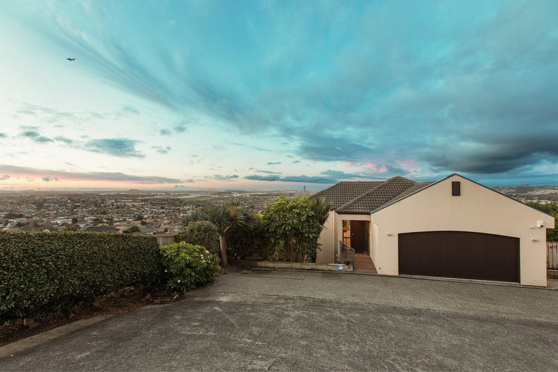 132 Redoubt Road, Goodwood Heights, Auckland - Carousel 2