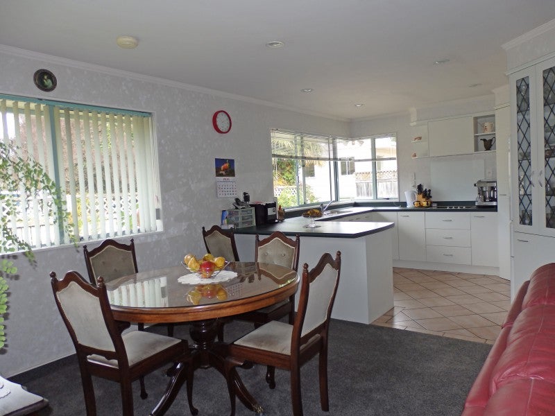 128B Fox Street, Whataupoko, Gisborne - Carousel 1