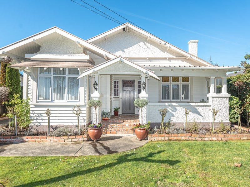 15 Godwin Crescent, College Estate, Whanganui - Carousel 1