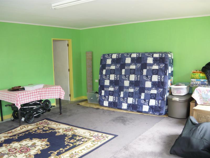 10 Galway Street, Waterloo, Lower Hutt - Carousel 13