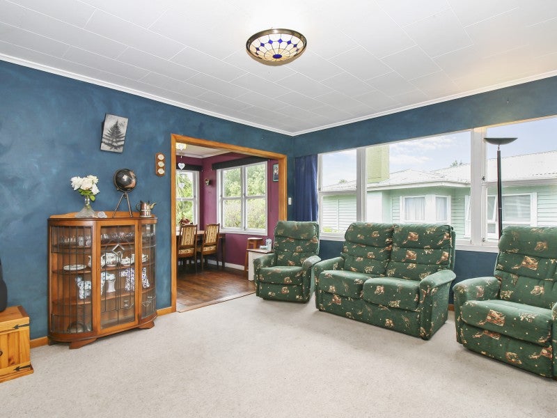 198 Frankley Road, Frankleigh Park, New Plymouth - Carousel 2
