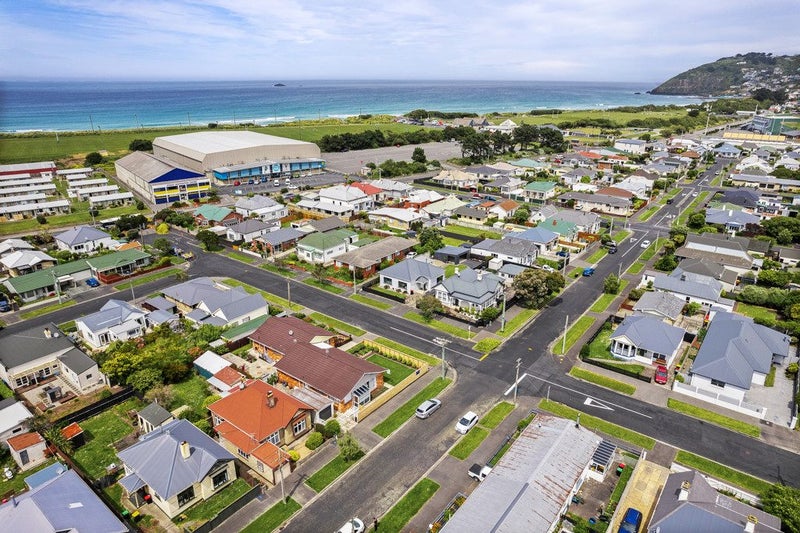 33 Jackson Street, Saint Kilda, Dunedin - Carousel 2
