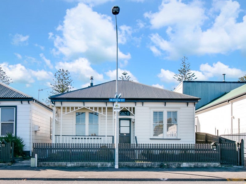 74 Mcgrath Street, Napier South, Napier - Carousel 1