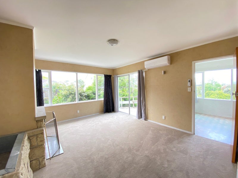 36 Woodside Avenue, Northcote, Auckland - Carousel 1