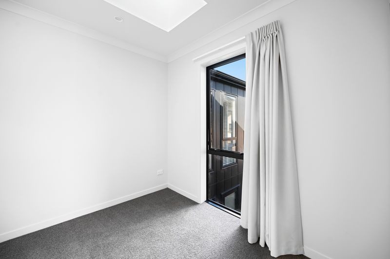 1/3 Dowding Street, Melville, Hamilton - Carousel 22