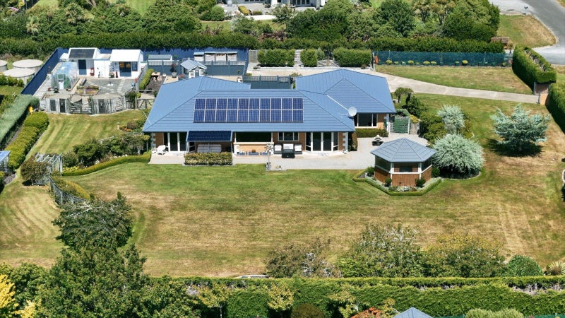39 Spence Avenue, Otatara, Invercargill - Carousel 1
