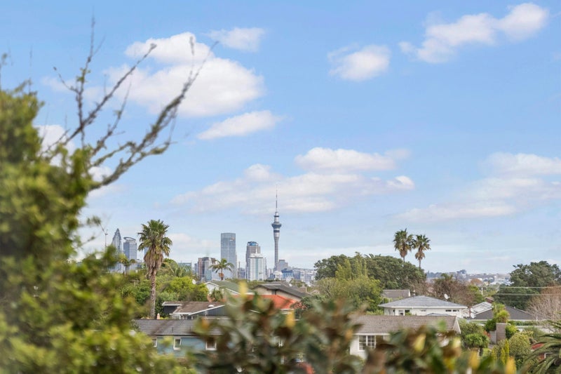 275A Lake Road, Belmont, Auckland - Carousel 2