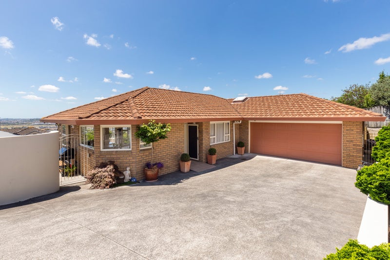 132C Redoubt Road, Goodwood Heights, Auckland - Carousel 2