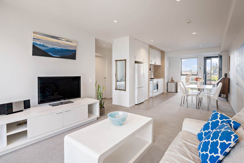 213/4 Bluegrey Avenue, Stonefields, Auckland - Carousel 2