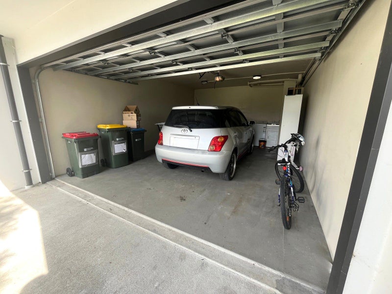1/2 Aspen Grove, Fernhill, Queenstown - Carousel 8