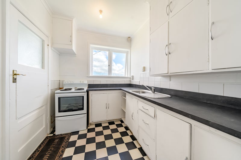 5/28 Scholefield Street, Petone, Lower Hutt - Carousel 2