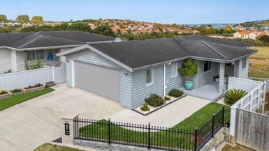 294 Alec Craig Way, Gulf Harbour, Whangaparaoa - Carousel 1