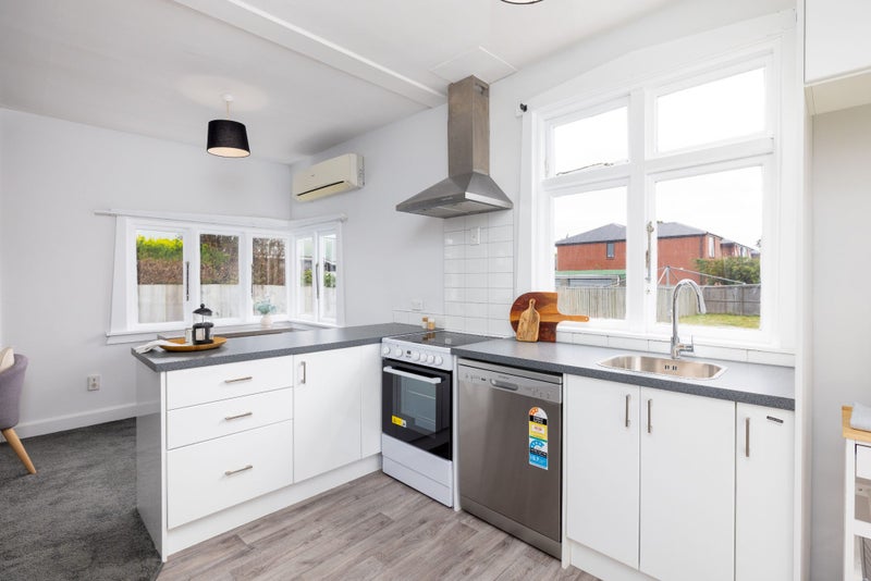 62 Sherborne Street, St Albans, Christchurch - Carousel 2