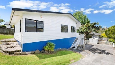 63 Athena Drive, Totara Vale, Auckland - Carousel 1