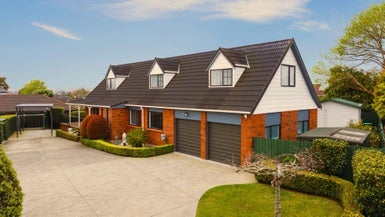 24 Len Garlick Place, Pahurehure, Papakura - Carousel 1