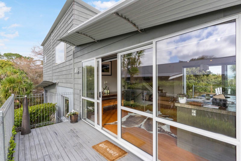 26 Neptune Avenue, Beach Haven, Auckland - Carousel 2