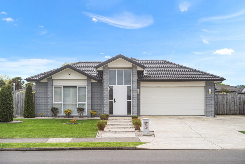 24 Kilmacrennan Drive, Rosehill, Papakura - Carousel 1