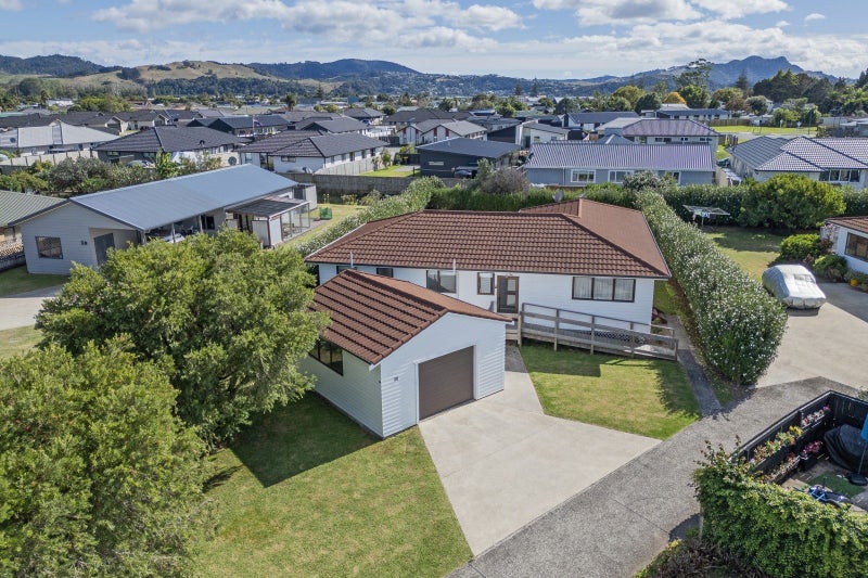 28 Springbok Avenue, Whitianga - Carousel 2