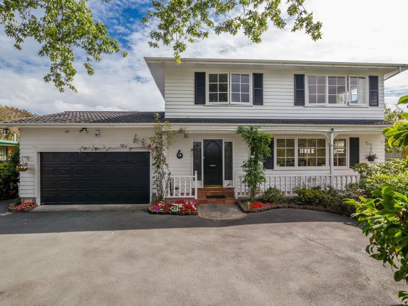 417 Fergusson Drive, Heretaunga, Upper Hutt - Carousel 1